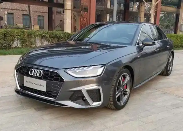 奥迪a4l新车报价2022款(奥迪a4l新车报价2022款图片黑色)