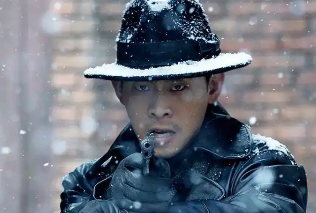 悬崖之上演员表电视剧悬崖之上演员表