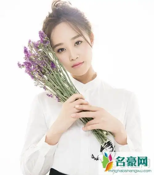 小丈夫蓝盈莹饰演顾菲资料及结局年龄多大小丈夫蓝盈莹穿的鞋