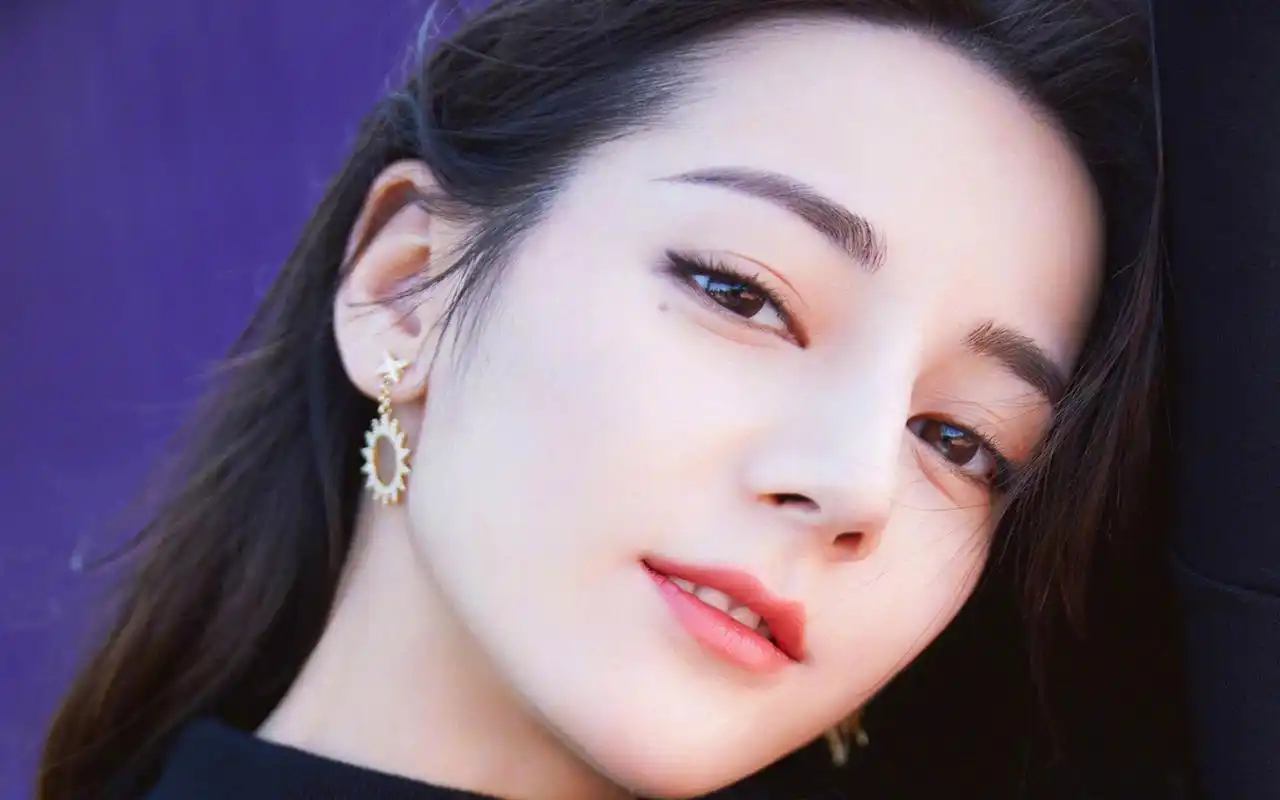 迪丽热巴最新成熟魅力高清写真图片壁纸