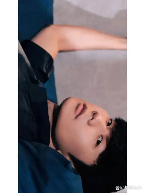 林俊杰新杂志 竖屏壁纸