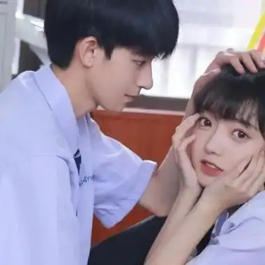 恋人情侣头像一左一右高清男女情侣cp图片头像