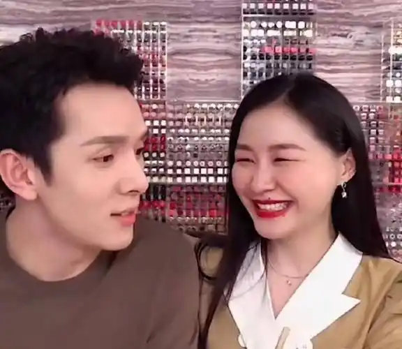 金靖朋友评论金靖想和马龙同时出现在热搜上的想法:你是什么东西_舒奕