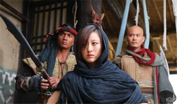 是什么使一个女土匪绝情狠辣无恶不作还制造了历史血案?