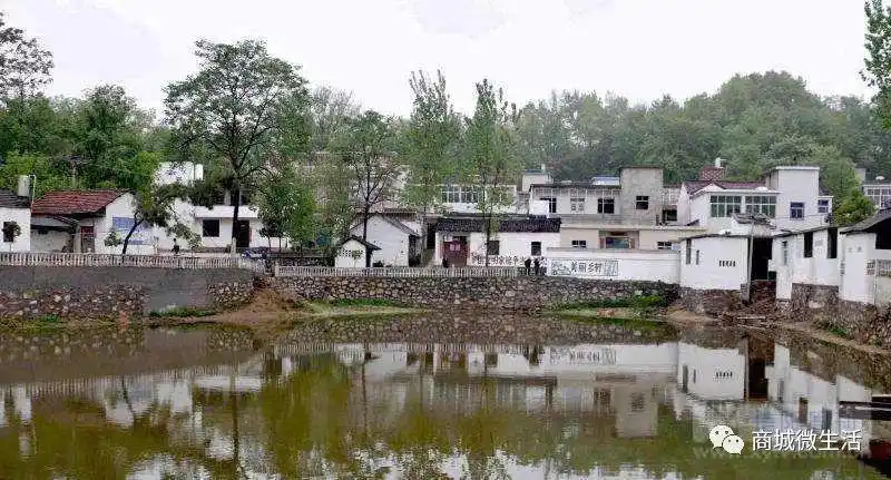 商城县最贵的房子竟然不在县城它原来藏在大山脚下的这个小村子里面