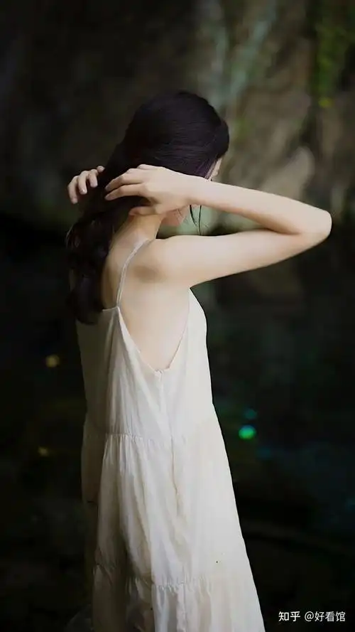 女生壁纸ins高级质感老lsp喜欢的壁纸渣男喜欢的女生知乎