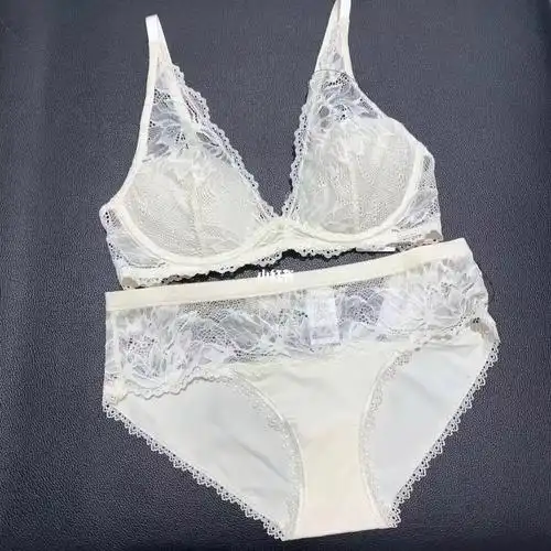 ck蕾丝薄款深v文胸