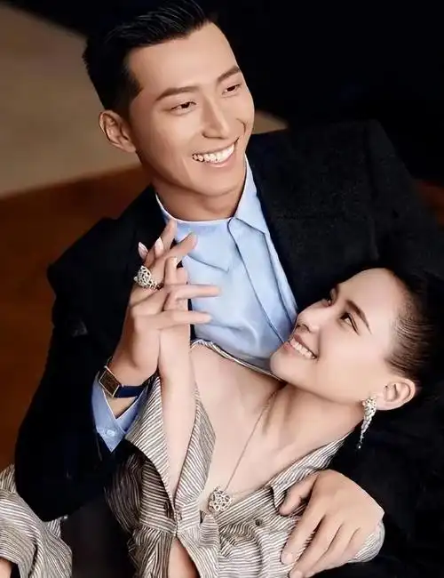 窦骁"嫁入"豪门之路,和他背后隐藏的3位年轻"富婆"-窦骁富家女