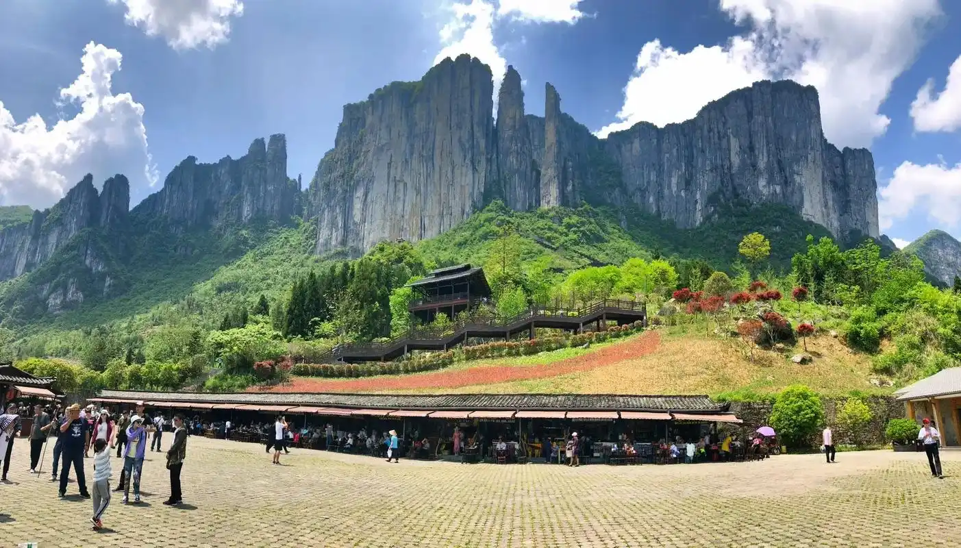 回忆一下 恩施大峡谷,位于湖北省恩施土家族苗族自治州恩施市屯堡乡