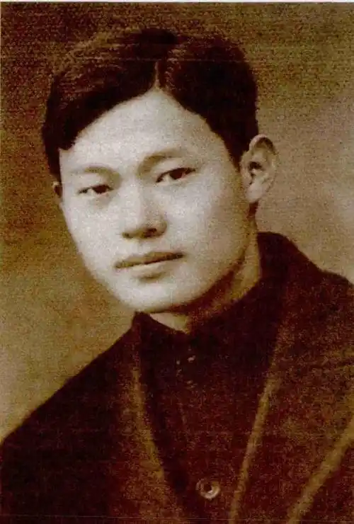 父亲突然失踪,14年后儿子被省委书记叫去谈话,才知父亲竟是特工