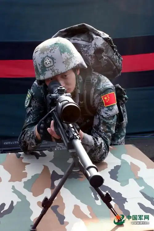 中印陆军反恐联训 印士兵霸气展示大杀器(图)