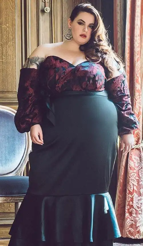 "|封面女郎|泰斯|霍丽迪|模特_网易订阅