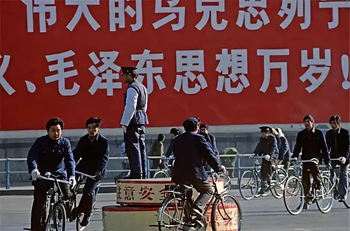 七八十年代的老照片. - 抖音