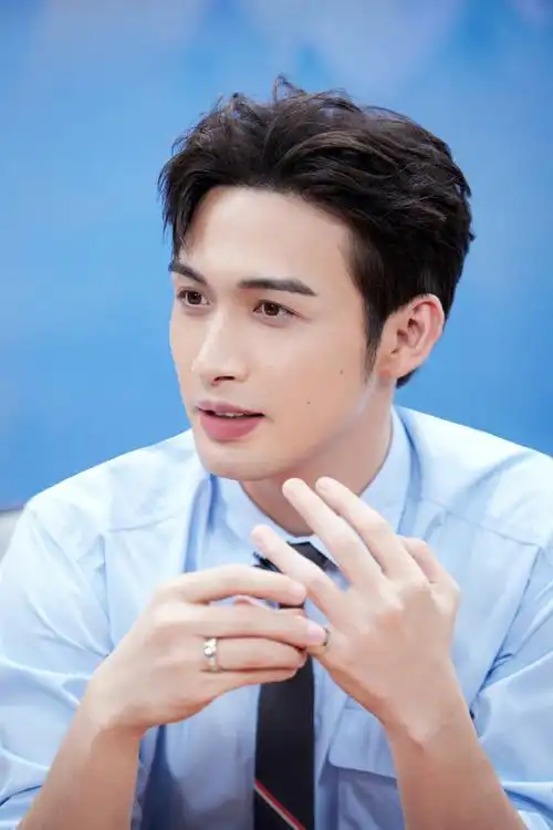 张彬彬今晚直播生图状态##张彬彬今晚直播状态