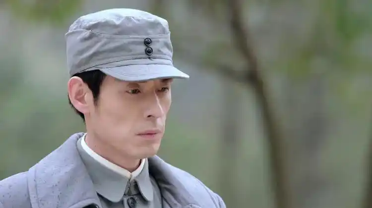 谁能告诉我这是哪个年代?新四军的出现实在民国时期吗?