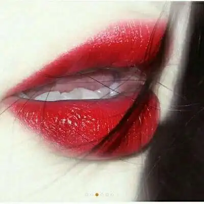 冷艳霸气红唇头像,女生头像图片-回车桌面