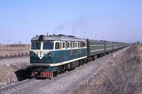 老照片 1988年的老火车 满满的都是回忆|客运|火车|特快列车|蒸汽机车