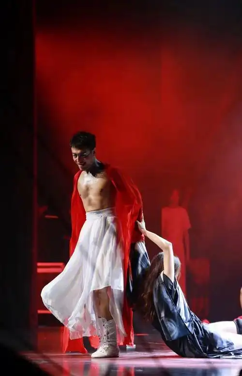 哭了#白小白  #中国风爵士  #自编舞 #全盛舞蹈