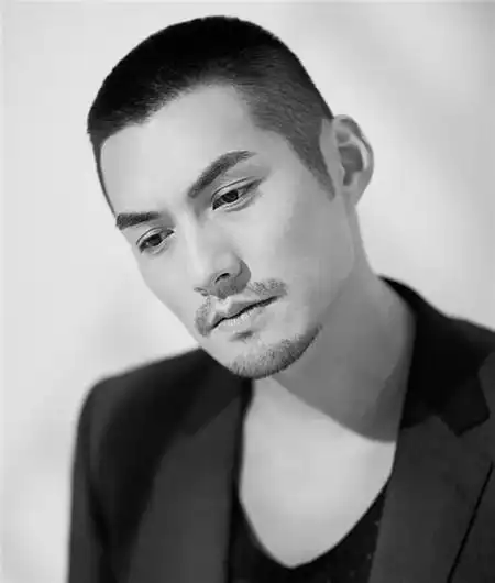 寸头适合什么脸型 完美驾驭硬汉风-男生发型图片-发型站_最新流行发型