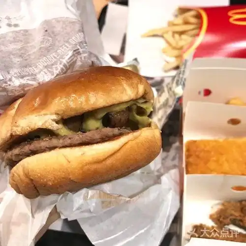 麦当劳不素之霸双层牛肉汉堡图片-北京快餐简餐-大众点评网