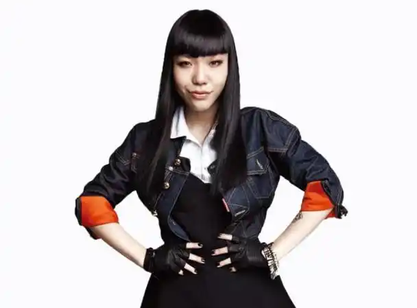 为上《歌手》有多拼?吴莫愁写打油诗自荐,两大组合推荐赵磊