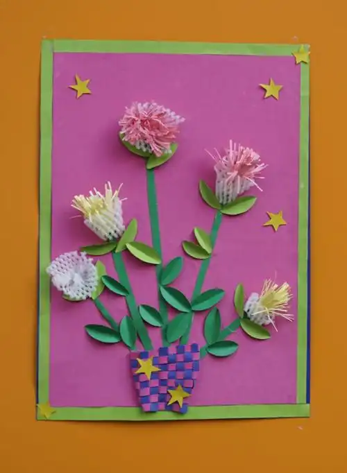 "巧手展风采" — 新天地民族幼儿园教师手工作品展