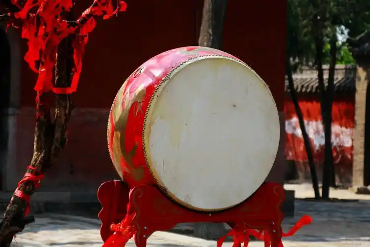 寺庙大鼓