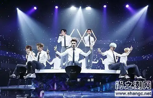 exo官方fanclub开放 粉丝名称与张艺兴专属手势l相撞(2)