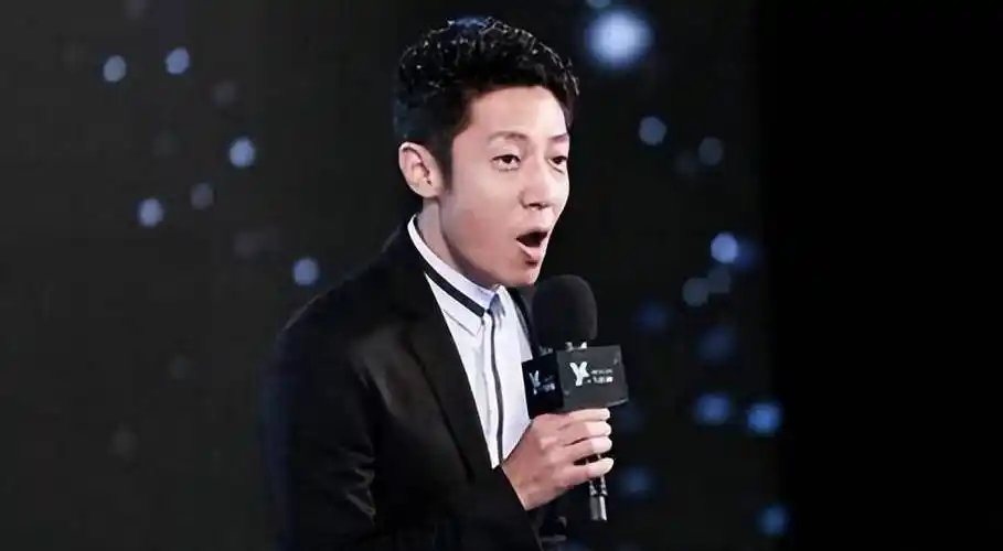 说北大还行的撒贝宁,居然只靠唱首小白杨保送北大,还被保研_武汉_成绩