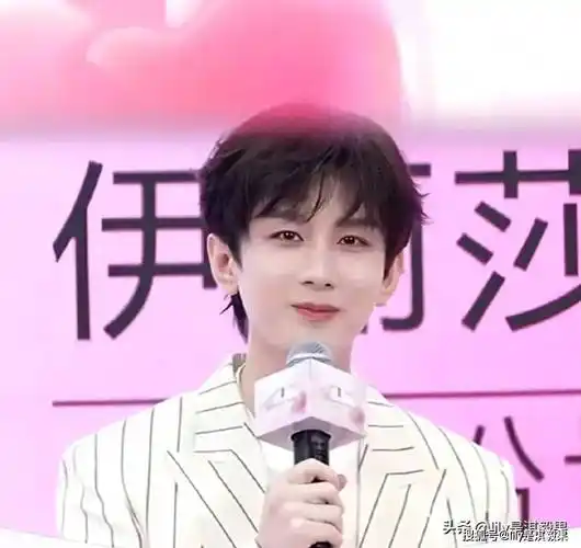 林晓问成毅愿不愿意为了角色增肥一百斤或者扮丑,成毅的回答亮了!