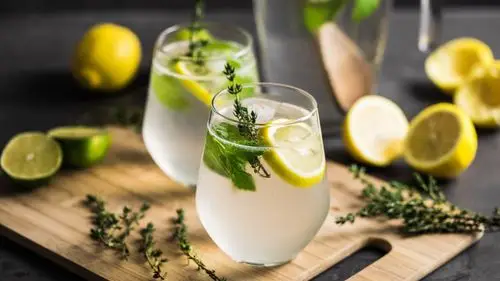 各种样式的酒杯桌面壁纸 - 第8张