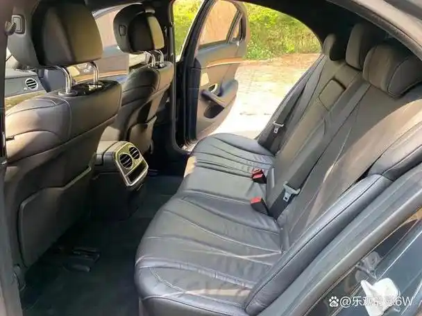 17款奔驰s400l全款29万精湛的工艺和贴心的设计