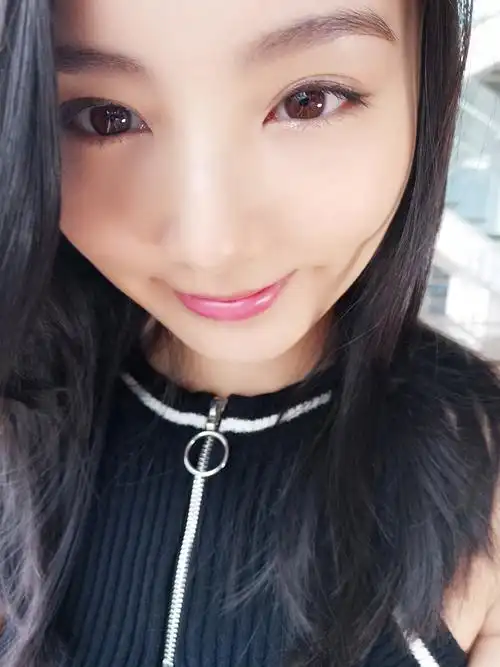 【专题报导】点影先靓? 靓女教你 selfie 技巧