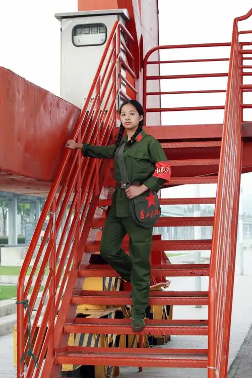 【那个年代的红卫兵摄影图片】人像摄影_老夫子-_太平洋电脑网摄影