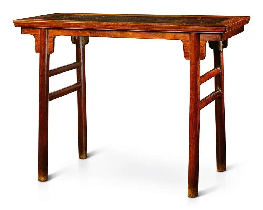 明式家具欣赏:明代 黄花梨镶瘿木夹头榫条案.