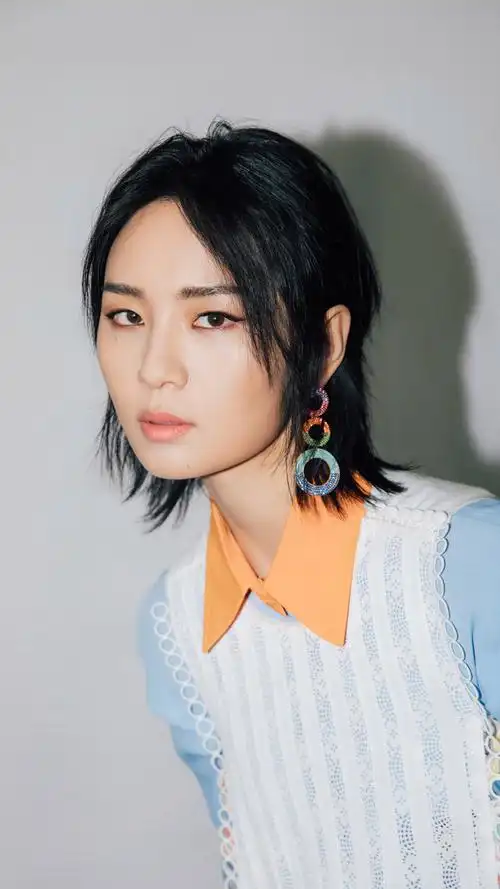 周笔畅图片高清手机壁纸