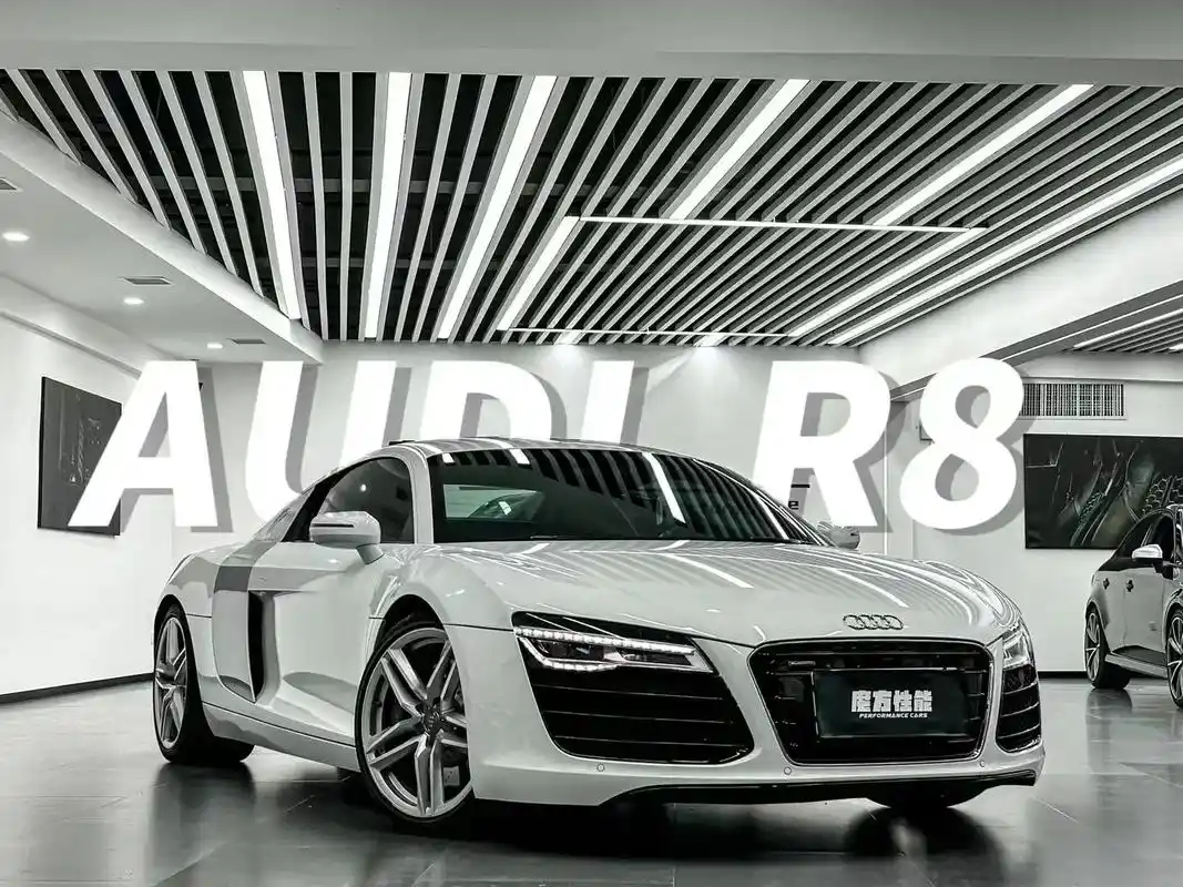 奥迪r8 4.2 fsi quattro  - 抖音