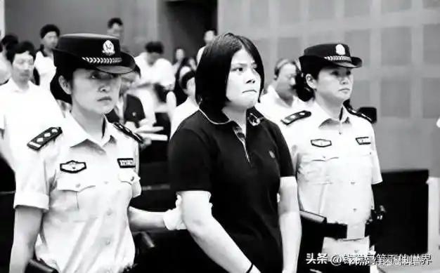 青海小苏丽3岁被针线缝嘴5岁被虐死7年后又遭生母掘坟