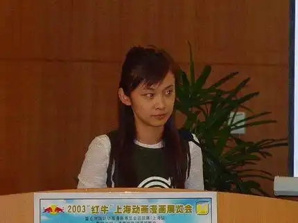 贝贝(主持人)贝贝,原名贝倩妮,2002年毕业于上海戏剧学院电视艺术系