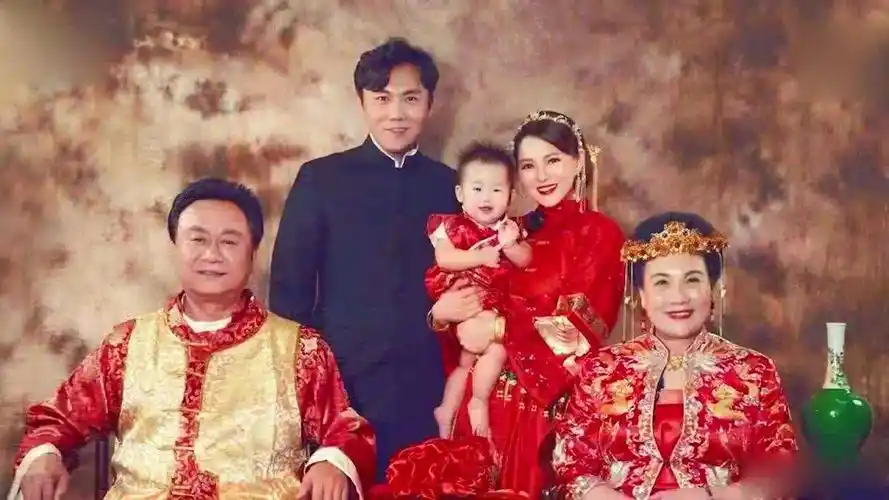 著名演员秦昊伊能静嫁给我后曾在婚姻里没有安全感