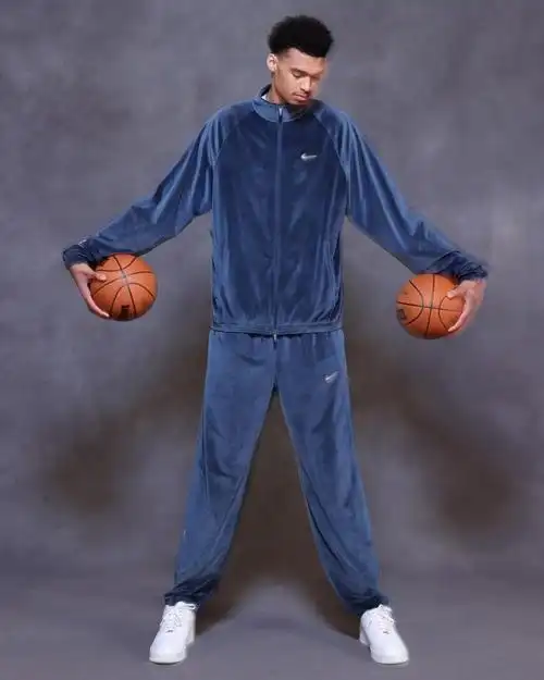 尽管天赋历史罕见,但文班亚马在欧洲取得的成绩,与东契奇仍有一定差距