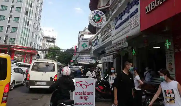 标题柬埔寨疫情病毒出现首例药店受益餐饮业受创