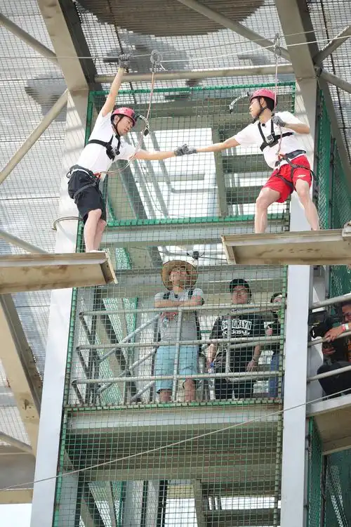 王俊凯上演孤岛生存(图)