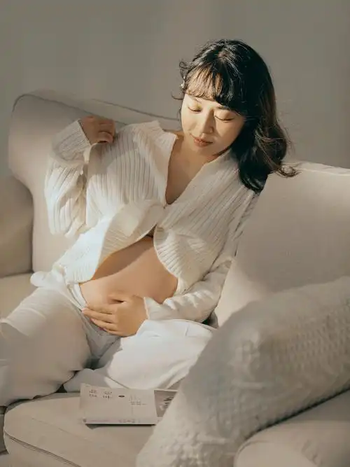 醴陵孕妇照·真实客片分享风格:#简约 #温馨 #居家-门店:@醴陵市南雁