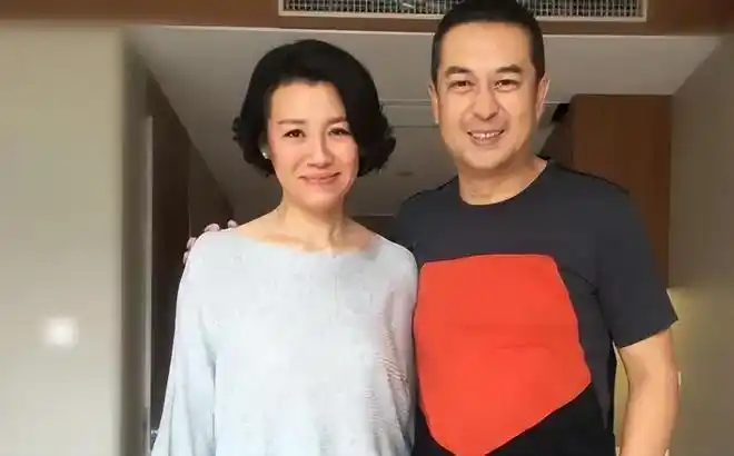 演员刘琳:我这辈子最正确的决定,就是39岁高龄为普通丈夫生儿子_网易