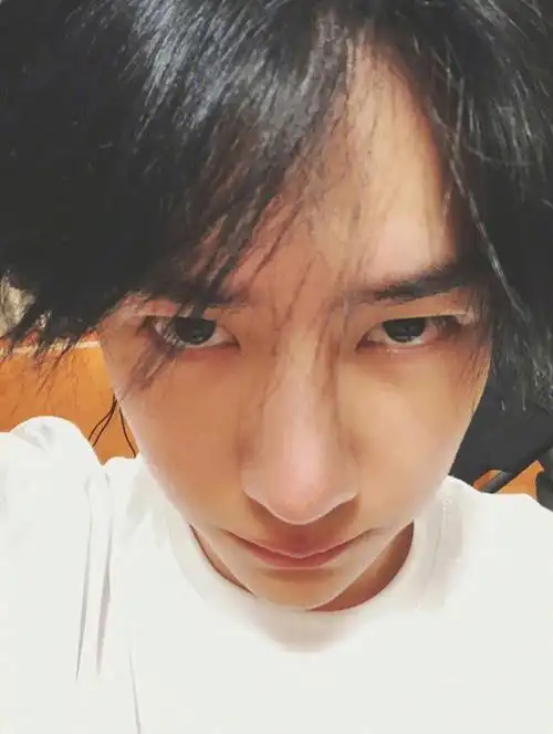 分享一波王一博女友视角