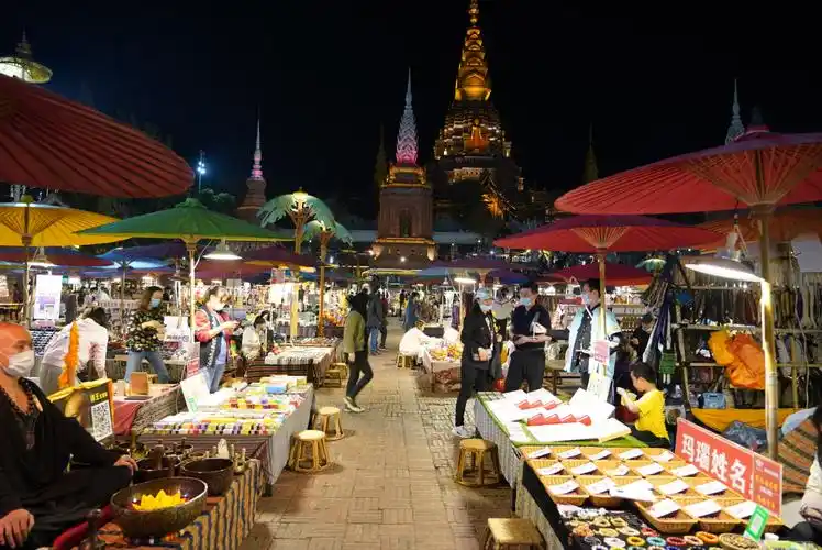 云南西双版纳星光夜市2021-1-17