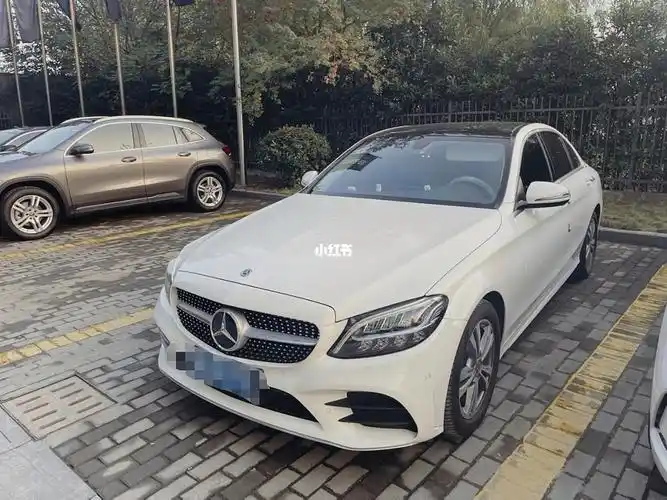 奔驰c级2021款c200l时尚型