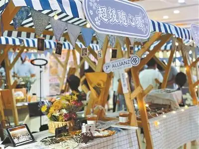 逛市集 叹广式潮流生活味