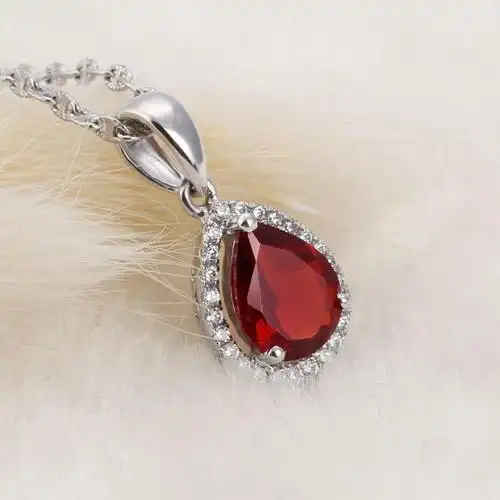 天然极品石榴石